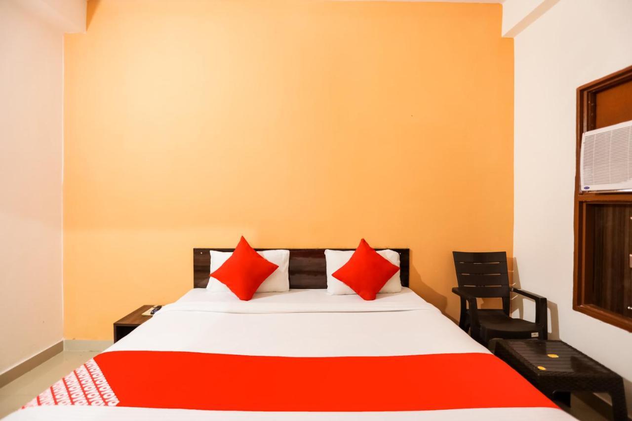Hotel O Kanak Palace Ню Делхи Екстериор снимка