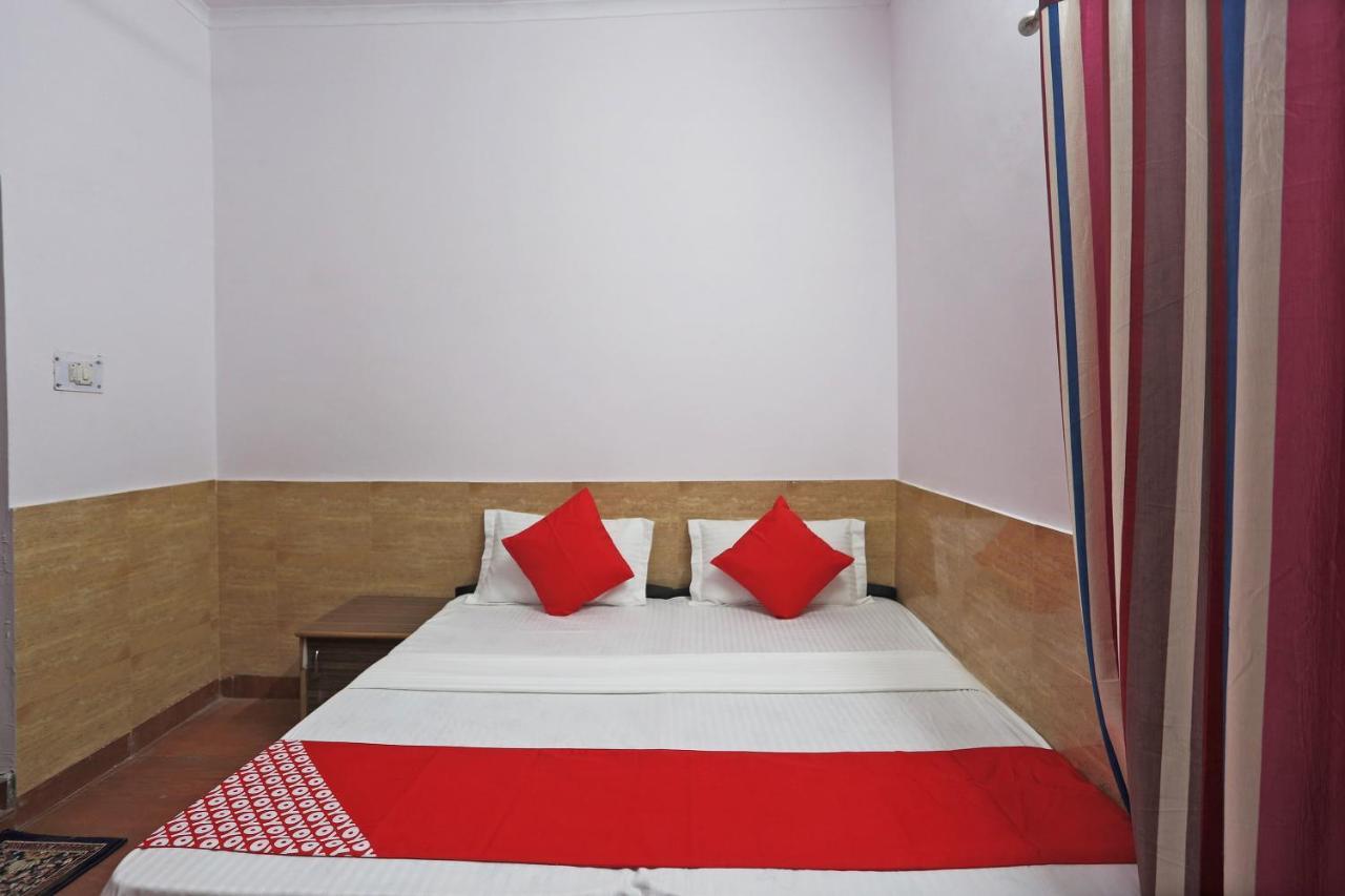 Hotel O Kanak Palace Ню Делхи Екстериор снимка